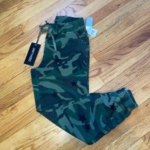womens camo joggers